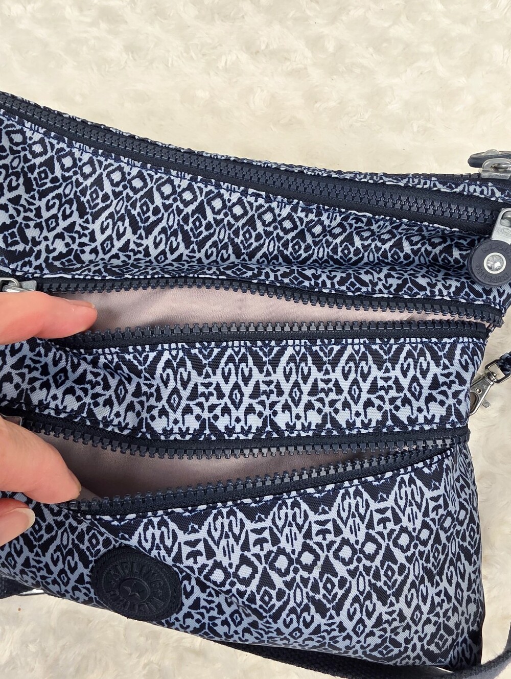 Kipling Alvar Crossbody Bag in a Blue Geometric Pattern - Picture 4 of 11